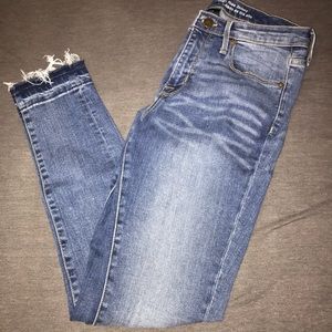 Mossimo Raw Ankle Jeans Sz 4/27